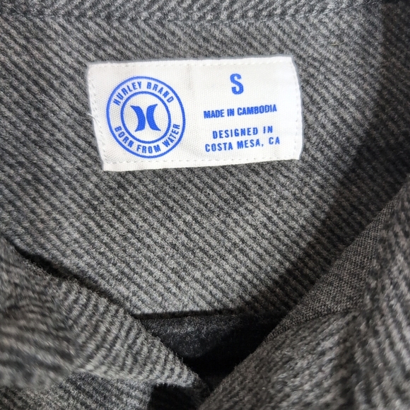 Hurley Black Casual Button Down Shirt - Picture 3 of 8